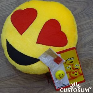 Alternative view of Smiley Rkhi inclusive of Tilak-Chandan-Chawal-Mishri